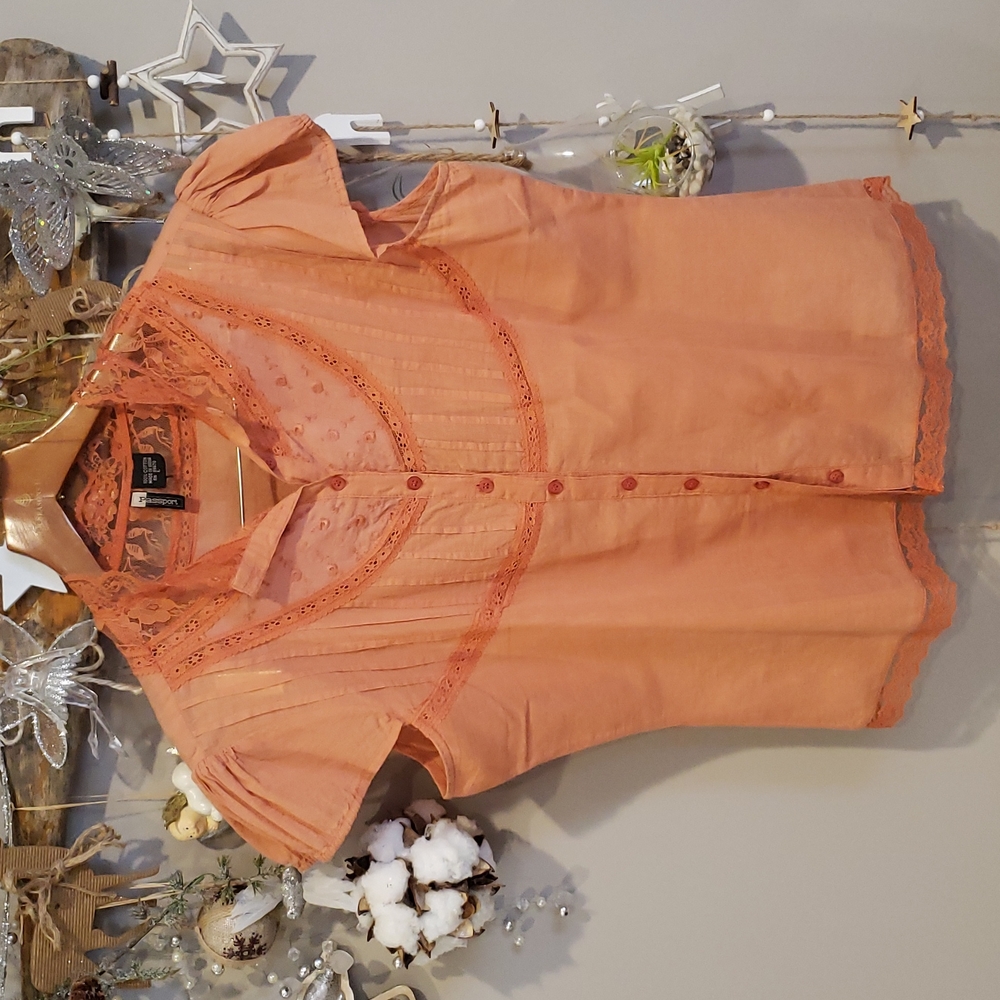 Passport summer blouse